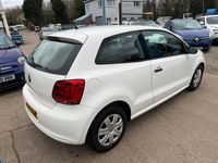 Used VW Polo S 60 HP (44 kW) 2010 White Hatchback