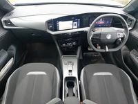 Second-hand Vauxhall Mokka 130 CP (95 kW) 2025 Gri SUV