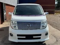 Used Nissan Elgrand 2007 White MPV