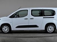 Used Vauxhall Combo Design Edition 100 kW (136 HP) 2025 White MPV