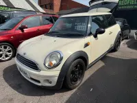 Begagnad Mini ONE Hatch 2008 Vit Halvkombi