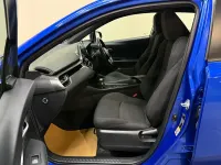 Second-hand Toyota C-HR 122 CP (89 kW) 2018 Albastru SUV
