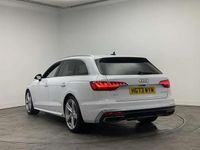 Begagnad Audi A4 S-Line 200 HK (147 kW) 2024 Vit Kombi