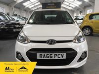 Used Hyundai i10 Premium 2016 White Hatchback