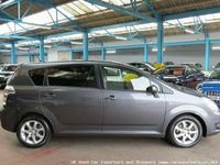 used Toyota Corolla Verso 2.2 D-4D