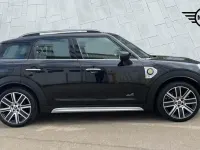 Used Mini Cooper S Countryman Exclusive 221 HP (162 kW) 2019 Black SUV