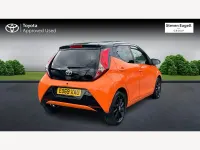 Used Toyota Aygo X-cite 72 HP (52 kW) 2019 Orange Hatchback