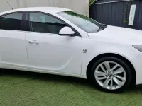 Used Vauxhall Insignia SRi 140 HP (102 kW) 2015 White Hatchback
