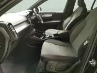 Usado Volvo XC40 Core 211 CV (155 kW) 2022 Negro SUV