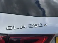 Used Mercedes GLA250 Exclusive 218 HP (160 kW) 2021 Silver SUV