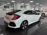 Used Honda Civic SR 129 HP (94 kW) 2017 White Hatchback