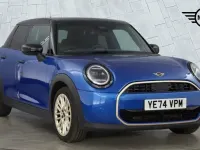 Używany Mini Cooper Hatch 154 KM (113 kW) 2024 Niebieski Hatchback