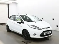 Used Ford Fiesta 82 HP (60 kW) 2011 White Hatchback
