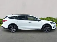 Used Ford Focus Active X 2023 White Estate