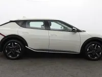 Used Kia EV6 Air 167 kW (228 HP) 2025 White SUV