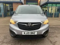 Used Vauxhall Combo Edition 100 HP (73 kW) 2021 Grey Van