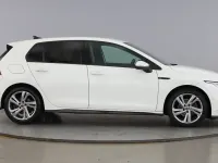 Używany VW Golf VII R-line 150 KM (110 kW) 2020 Biały Hatchback