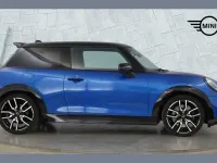Used Mini Cooper Sport 147 kW (200 HP) 2025 Blue Hatchback