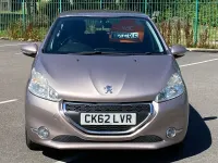 Used Peugeot 208 Active 82 HP (60 kW) 2012 Pink Hatchback
