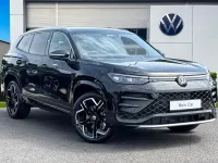 New VW Touran R-line 2026 Black MPV