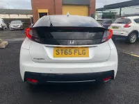 Used Honda Civic SE Plus 142 HP (104 kW) 2015 White Hatchback