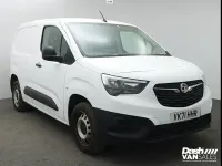 Used Vauxhall Combo Edition 75 HP (55 kW) 2022 White MPV