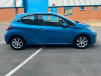 Used Peugeot 208 Active 82 HP (60 kW) 2012 Blue Hatchback