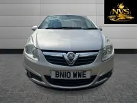 Second-hand Vauxhall Corsa 2010 Argintiu Hatchback