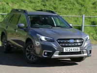 Begagnad Subaru Outback 2024 Guld Kombi