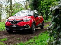 Used Renault Captur Iconic 90 HP (66 kW) 2019 Red SUV