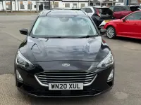 Begagnad Ford Focus Titanium 2020 Svart Kombi
