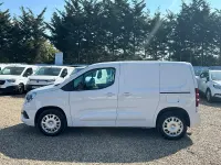 Used Vauxhall Combo 100 HP (73 kW) 2023 White MPV