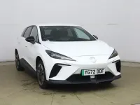 Used MG MG4 EV SE 125 kW (170 HP) 2022 White Hatchback