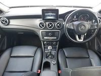Used Mercedes GLA200 Executive 156 HP (114 kW) 2018 Grey SUV