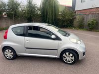 Used Peugeot 107 68 HP (50 kW) 2010 Silver Hatchback