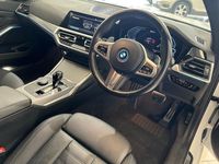 Used BMW 330e M Sport 288 HP (211 kW) 2021 White Estate