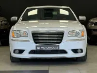 Used Chrysler 300C Executive 236 HP (173 kW) 2013 White Sedan