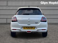 Used Suzuki Swift 82 HP (60 kW) 2025 White Hatchback