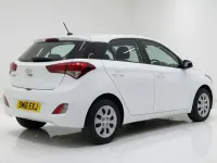 Used Hyundai i20 2016 White Hatchback