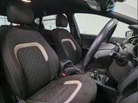 Used Kia Ceed GT-Line 118 HP (86 kW) 2016 White Hatchback