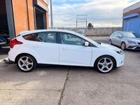 Used Ford Focus Titanium 115 HP (84 kW) 2013 White Hatchback
