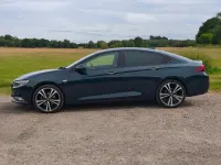 Used Vauxhall Insignia Elite 2017 Green Hatchback