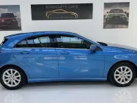 Używany Mercedes A180 SE 109 KM (80 kW) 2015 Niebieski Hatchback