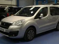 Used Peugeot Partner Tepee Active 98 HP (72 kW) 2018 Silver MPV