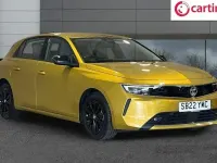 Used Vauxhall Astra Design Edition 131 HP (96 kW) 2022 Yellow Hatchback