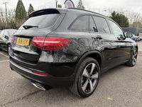 Used Mercedes GLC220 Urban 170 HP (125 kW) 2019 Black Estate