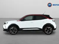 Used Vauxhall Mokka SRi 131 HP (96 kW) 2022 White SUV