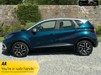 Begagnad Renault Captur Dynamique 90 HK (66 kW) 2017 Blå SUV