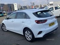 Used Kia Ceed 2022 White Hatchback