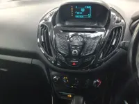Used Ford B-MAX Zetec 2015 White MPV